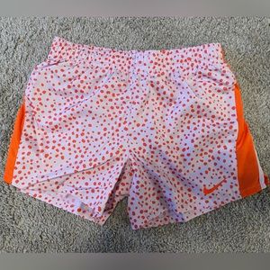 Brand New Girls Nike Dri-fit shorts L